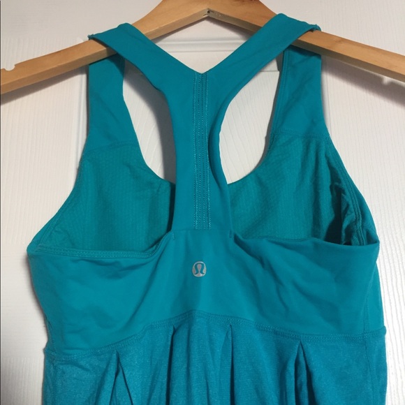 Lululemon size 4 - Picture 2 of 2